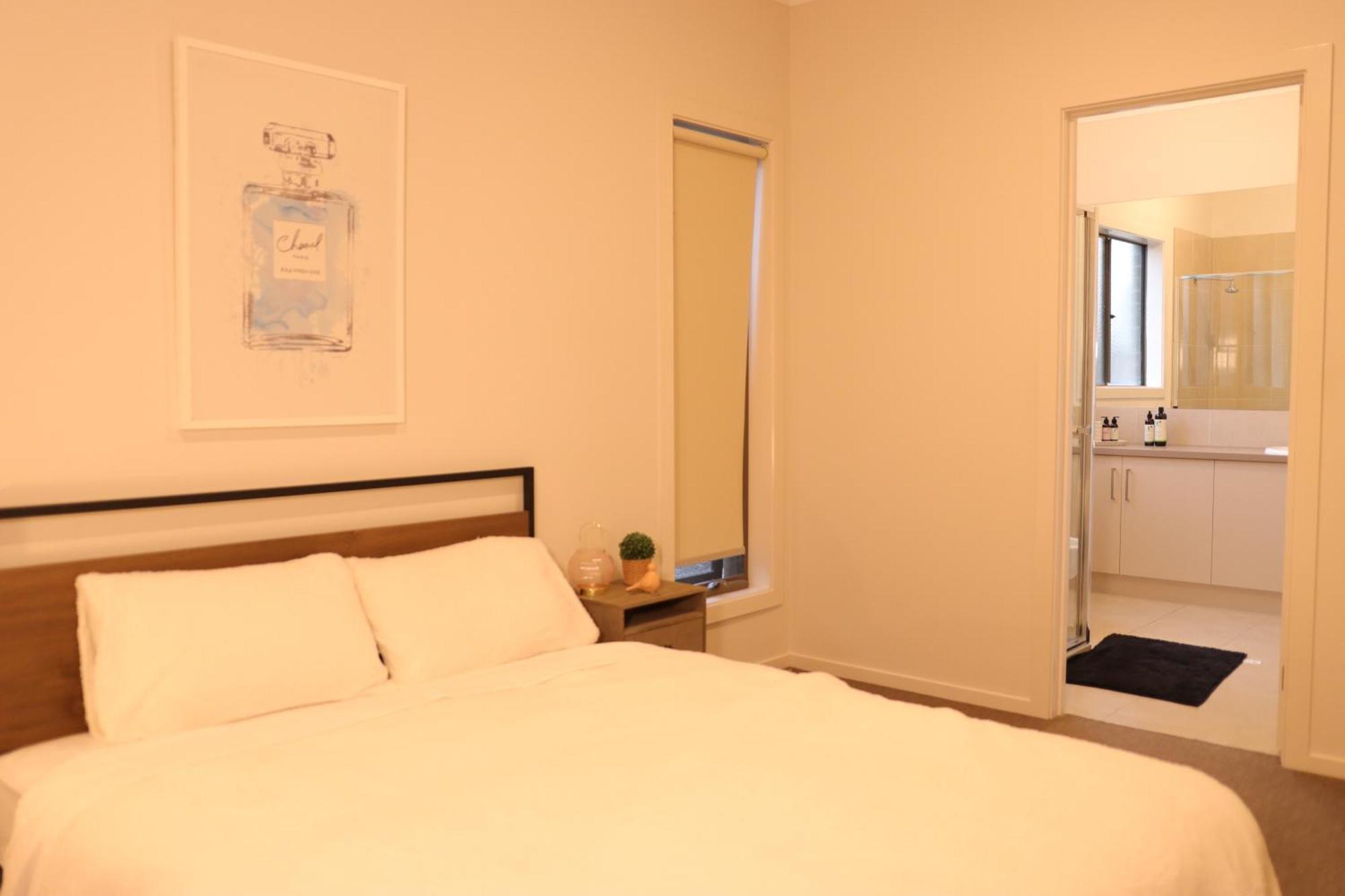 Melbourne Holiday House For 15 Peoples In Sanctuary Lake Point Cook Dış mekan fotoğraf