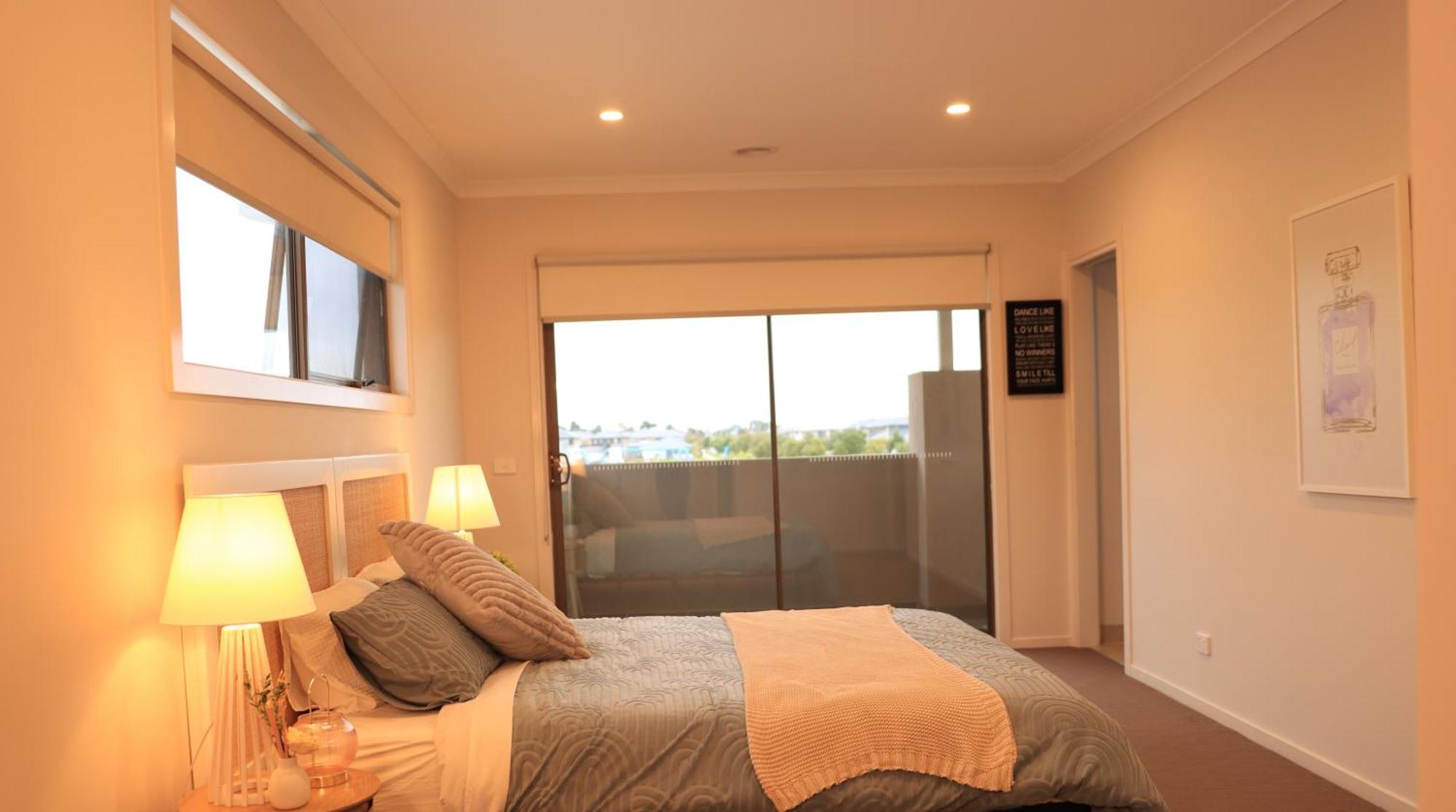 Melbourne Holiday House For 15 Peoples In Sanctuary Lake Point Cook Dış mekan fotoğraf